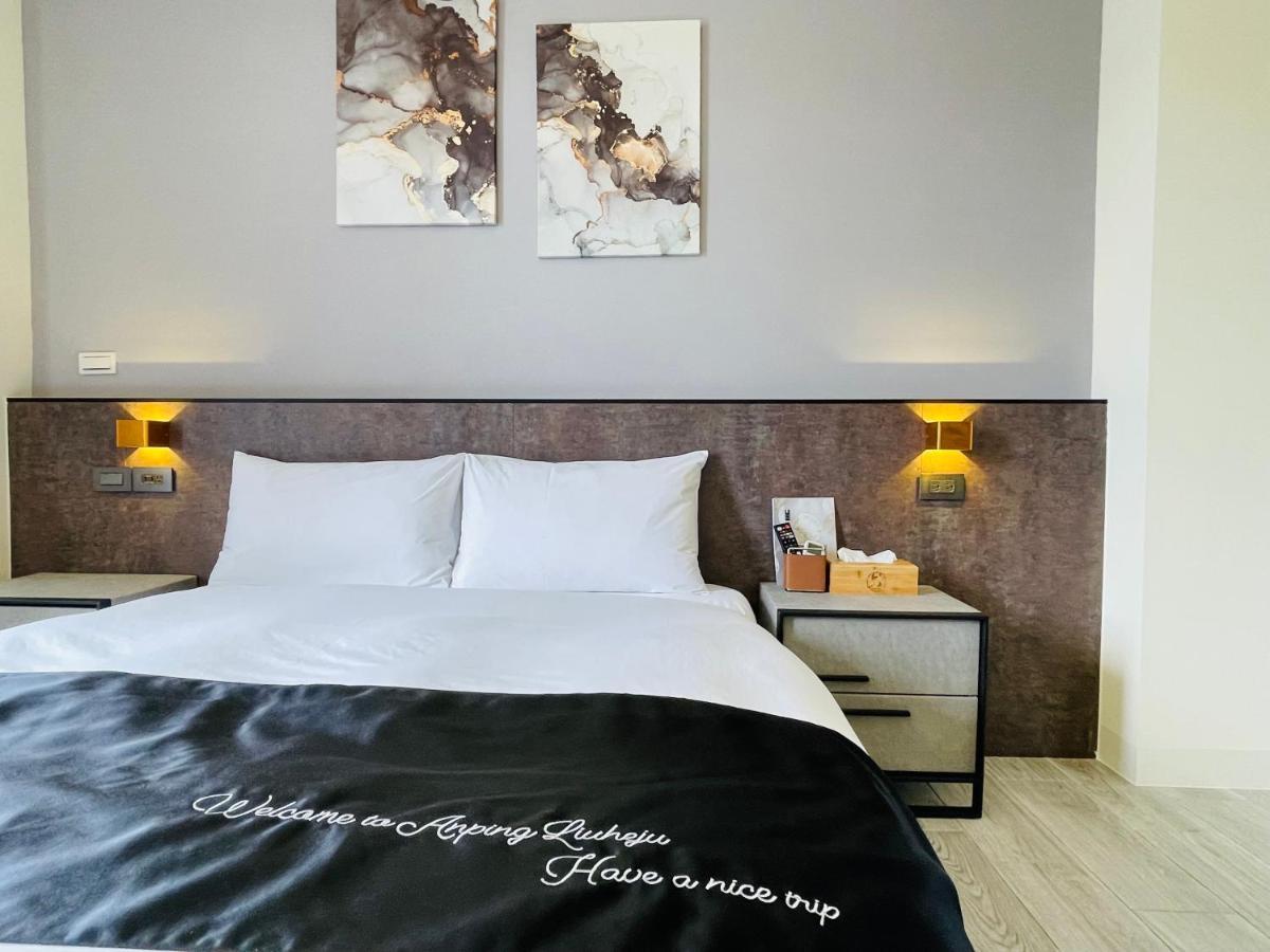 Six Seasons Inn - Qian He Tainan Buitenkant foto