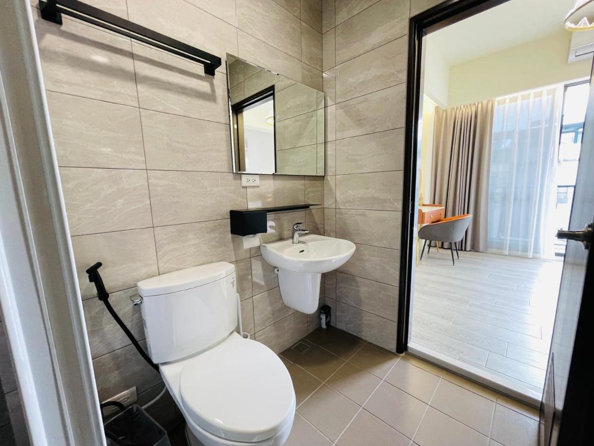 Six Seasons Inn - Qian He Tainan Buitenkant foto